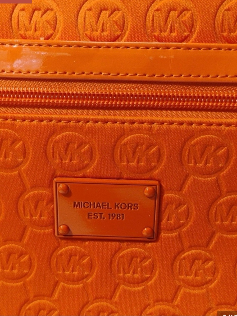 Michael Kors Neoprene Tangerine 🍊 Logo Crossbody Bag EUC $228 - Picture 3 of 11